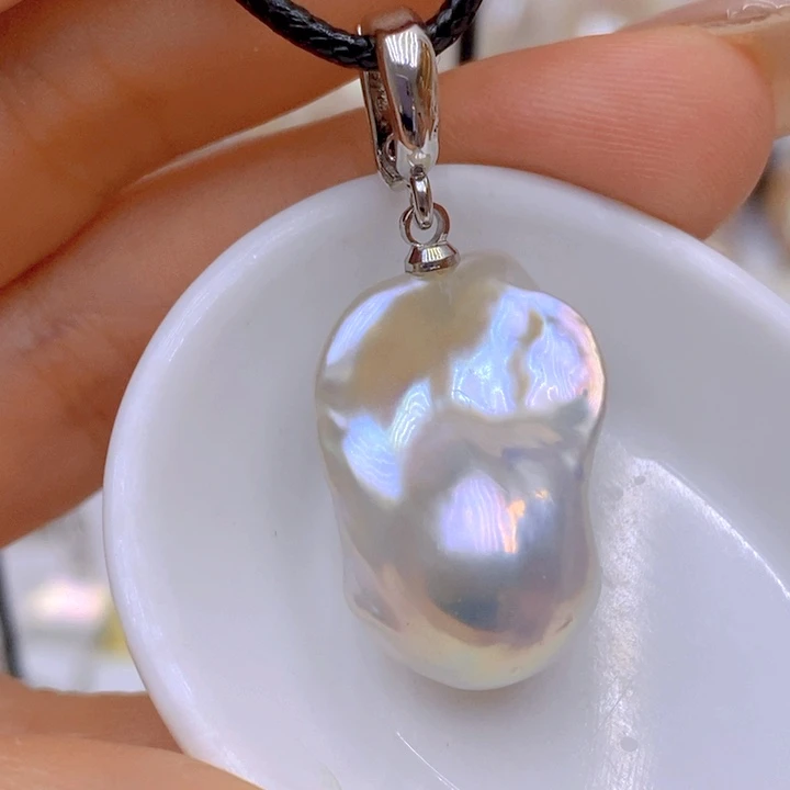 淡水珍珠未镶嵌吊坠(赠链)
