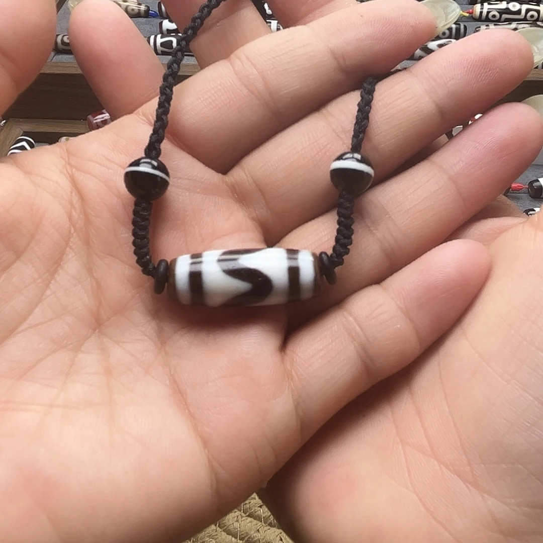 玛瑙/玉髓颈饰合金炘