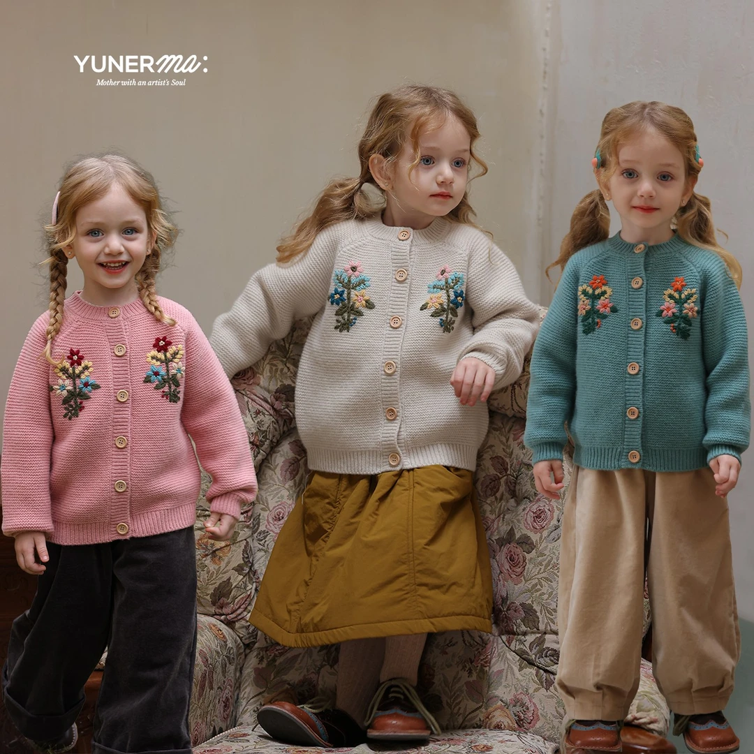 允儿妈冬季新款纯绵羊毛手工钩花针织毛衣开衫女童秋冬洋气外套潮