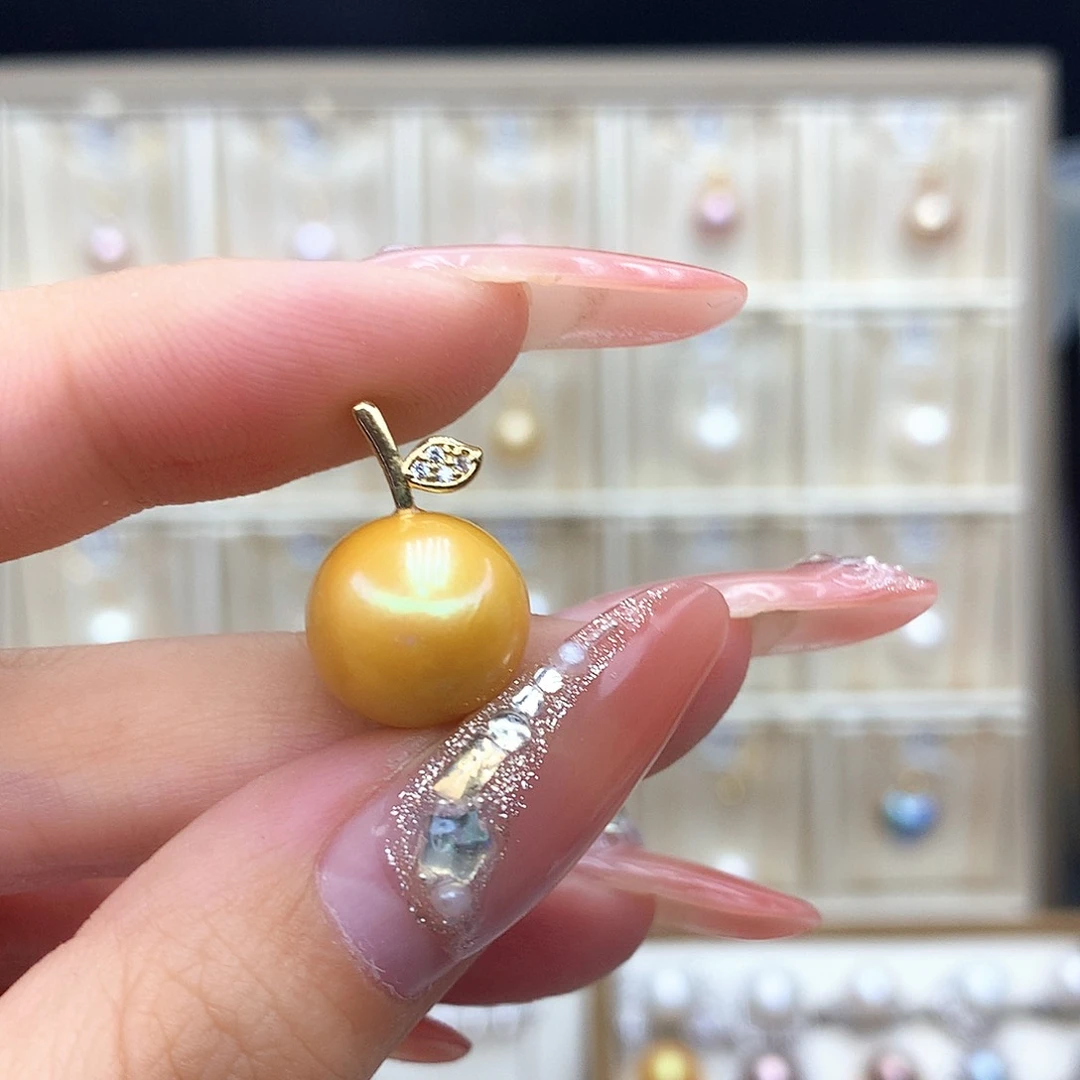 淡水珍珠合金颈饰