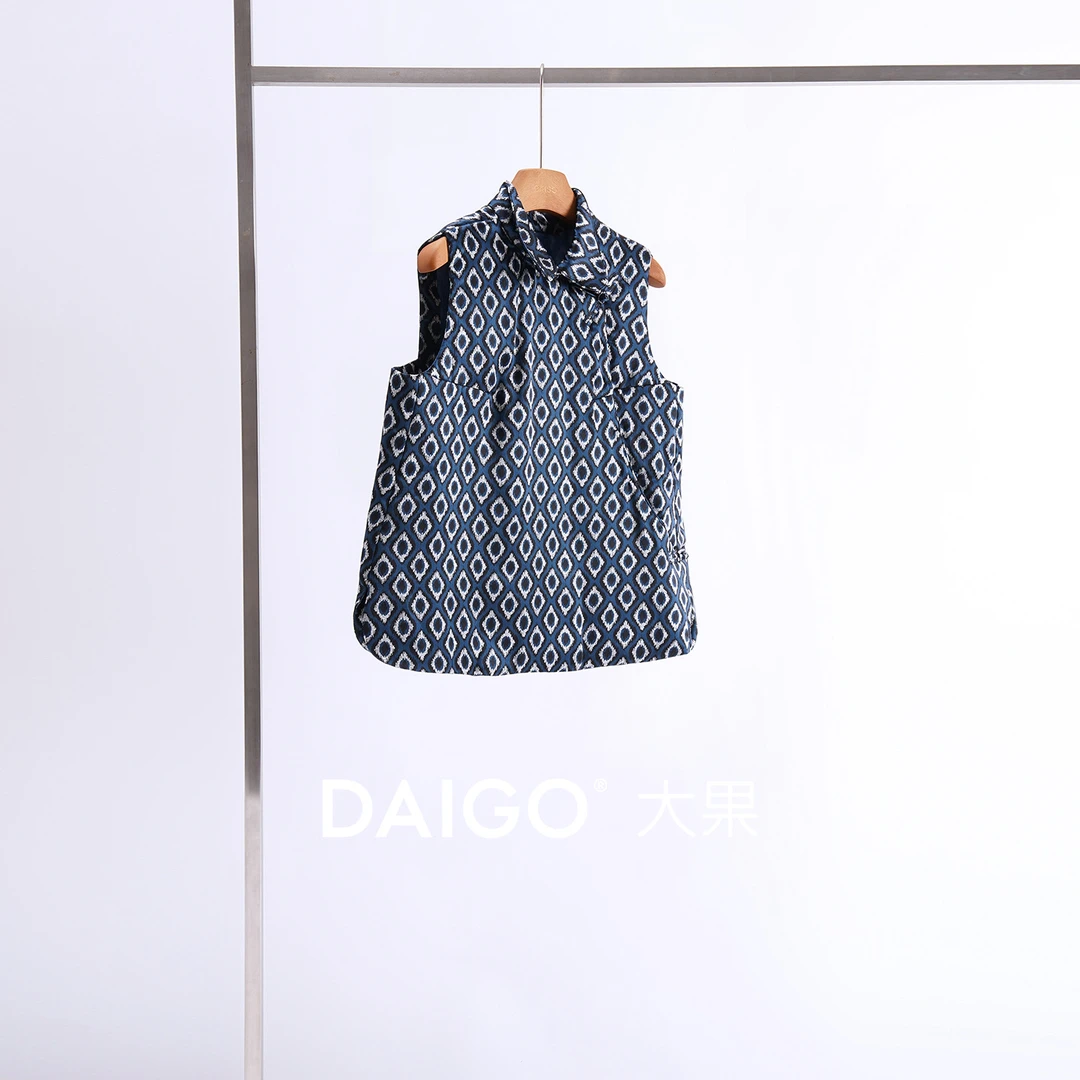 大果store【东方织锦】非遗传承系列～19姆米菱格素缎夹棉背心