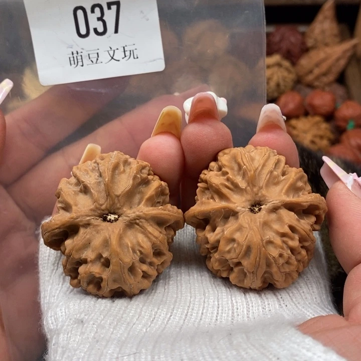 文玩核桃把件默认微瑕037苹果园41全品
