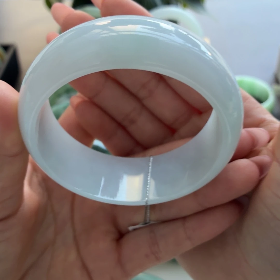 翡翠未镶嵌手镯天然