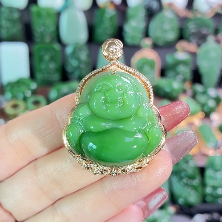 和田玉18K金镶嵌挂件