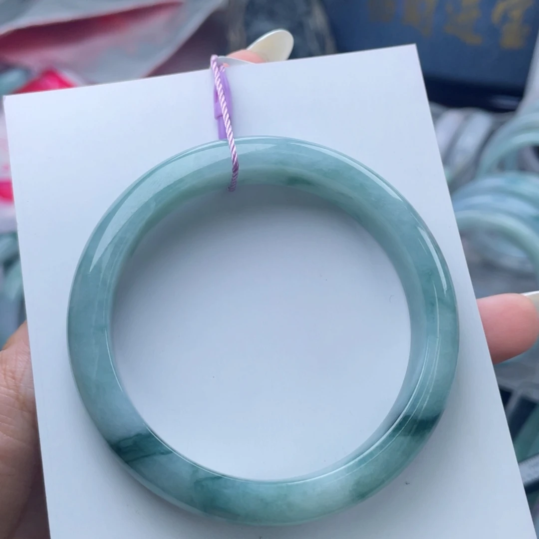 翡翠未镶嵌手镯59圈