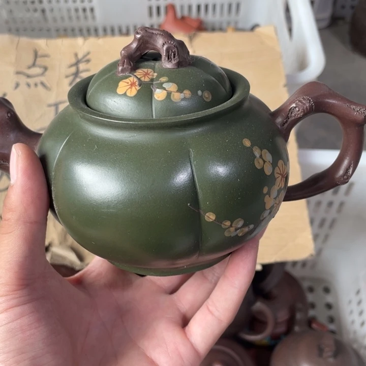 茶壶紫砂莫*老厂紫砂壶一件？