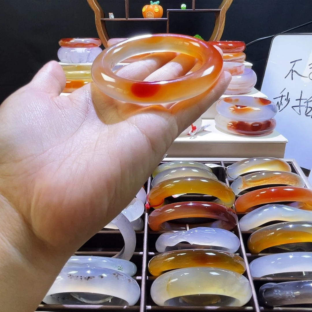 玛瑙/玉髓未镶嵌手镯
