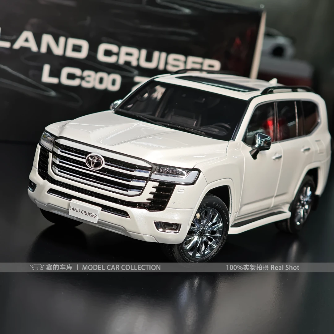 LCD 1:18 丰田LC300ZX 兰德酷路泽 陆巡 合金全开仿真汽车模型
