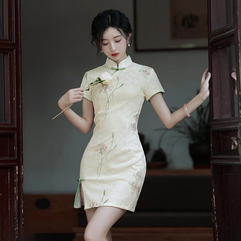 旗袍2024年新款改良女夏季年轻款少女小个子短款素雅绿色清新淡雅