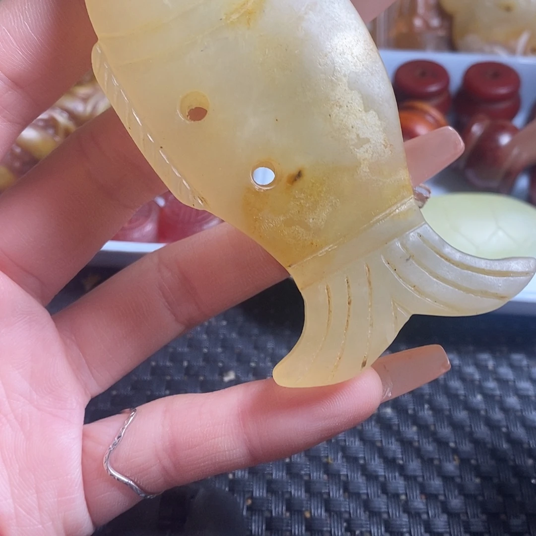 岫玉未镶嵌珠宝奇石