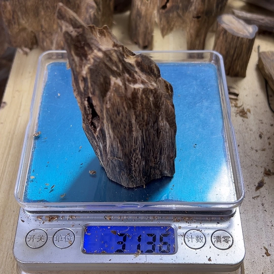 香料绿奇楠虫漏31克白棋
