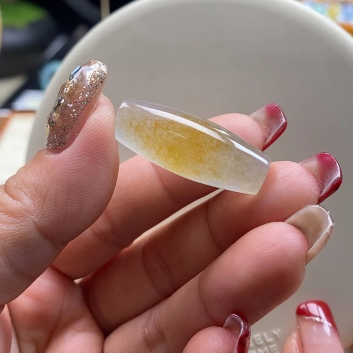 翡翠吊坠(不含链)未镶嵌翡翠冰飘黄橄榄珠