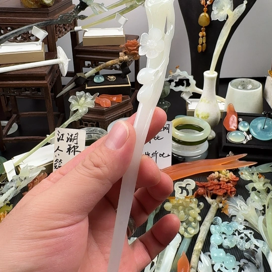 蛇纹石玉未镶嵌发饰