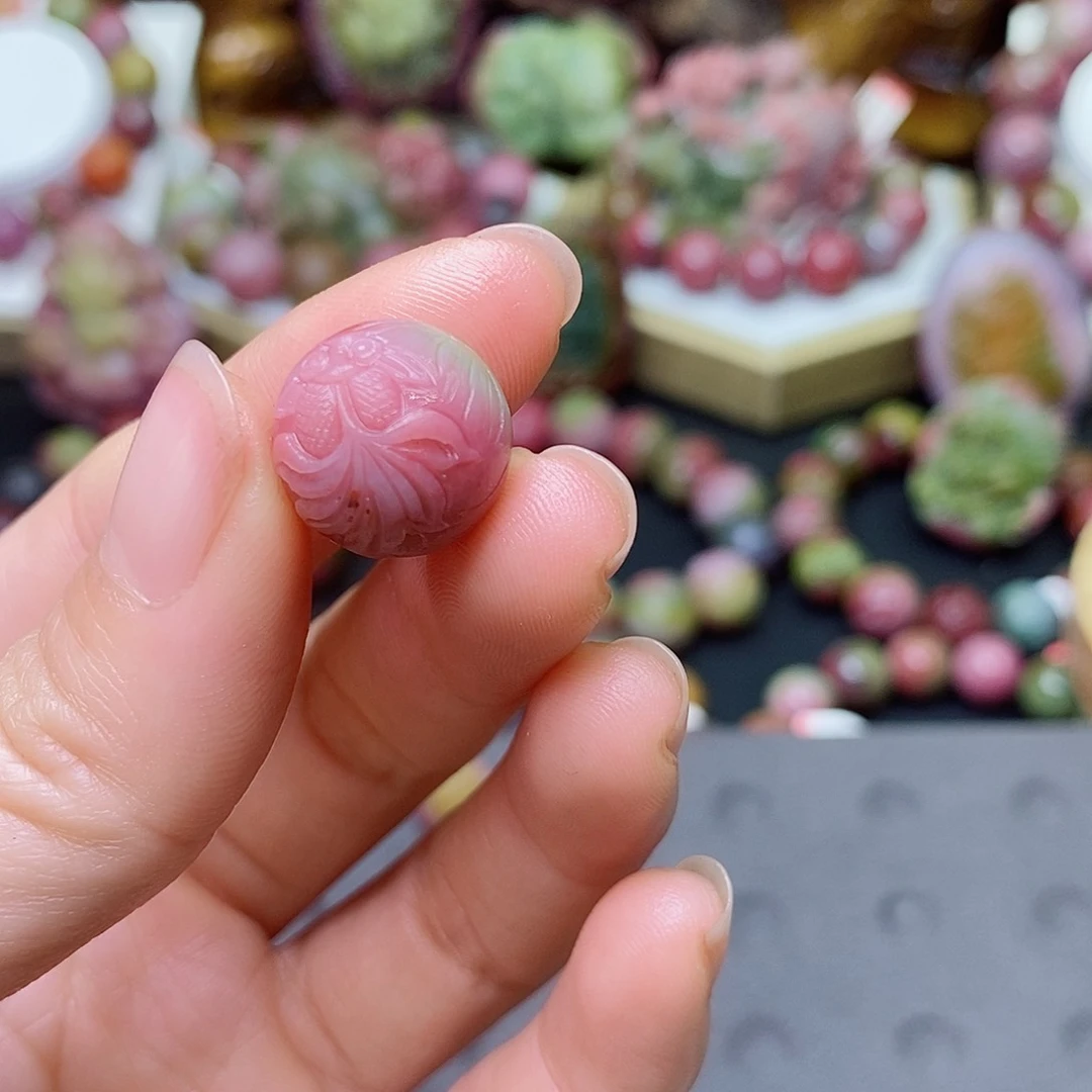 玛瑙/玉髓珠宝奇石未镶嵌大*?盐源玛瑙定制