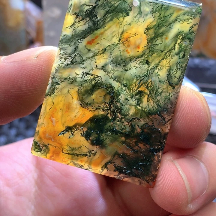 玛瑙/玉髓颈饰未镶嵌冰**雨