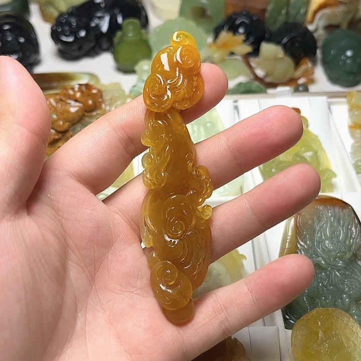 未镶嵌蛇纹石玉颈饰