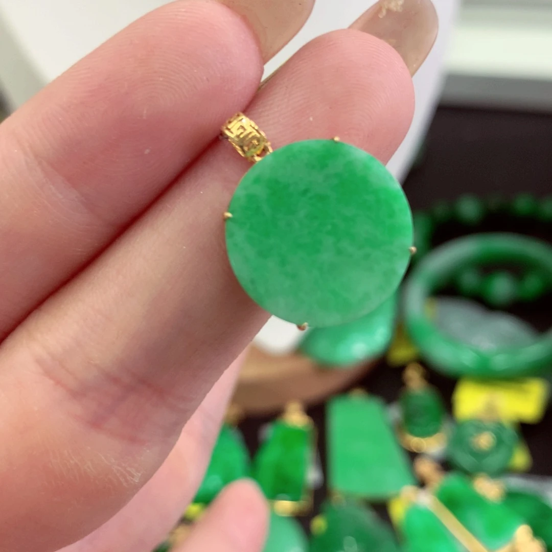 翡翠18K金镶嵌吊坠(不含链)
