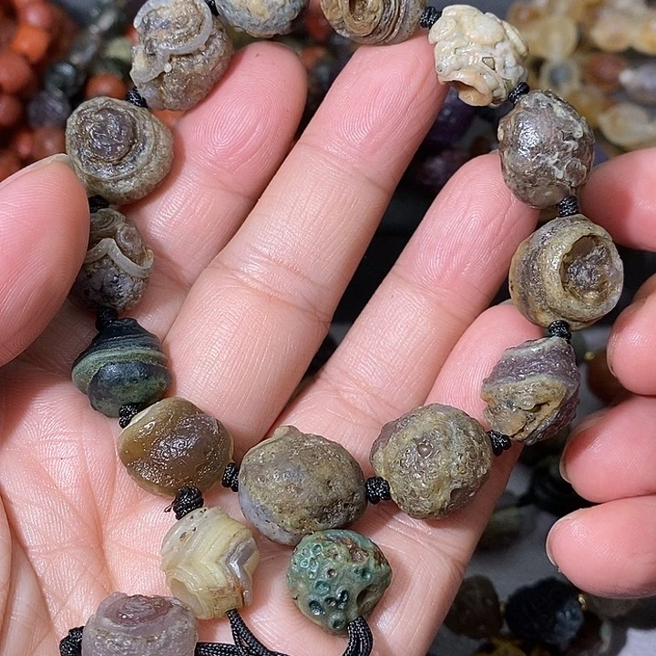 未镶嵌玛瑙/玉髓珠宝奇石