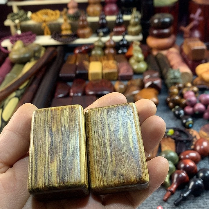 H***靠花丝楠手把两个把玩