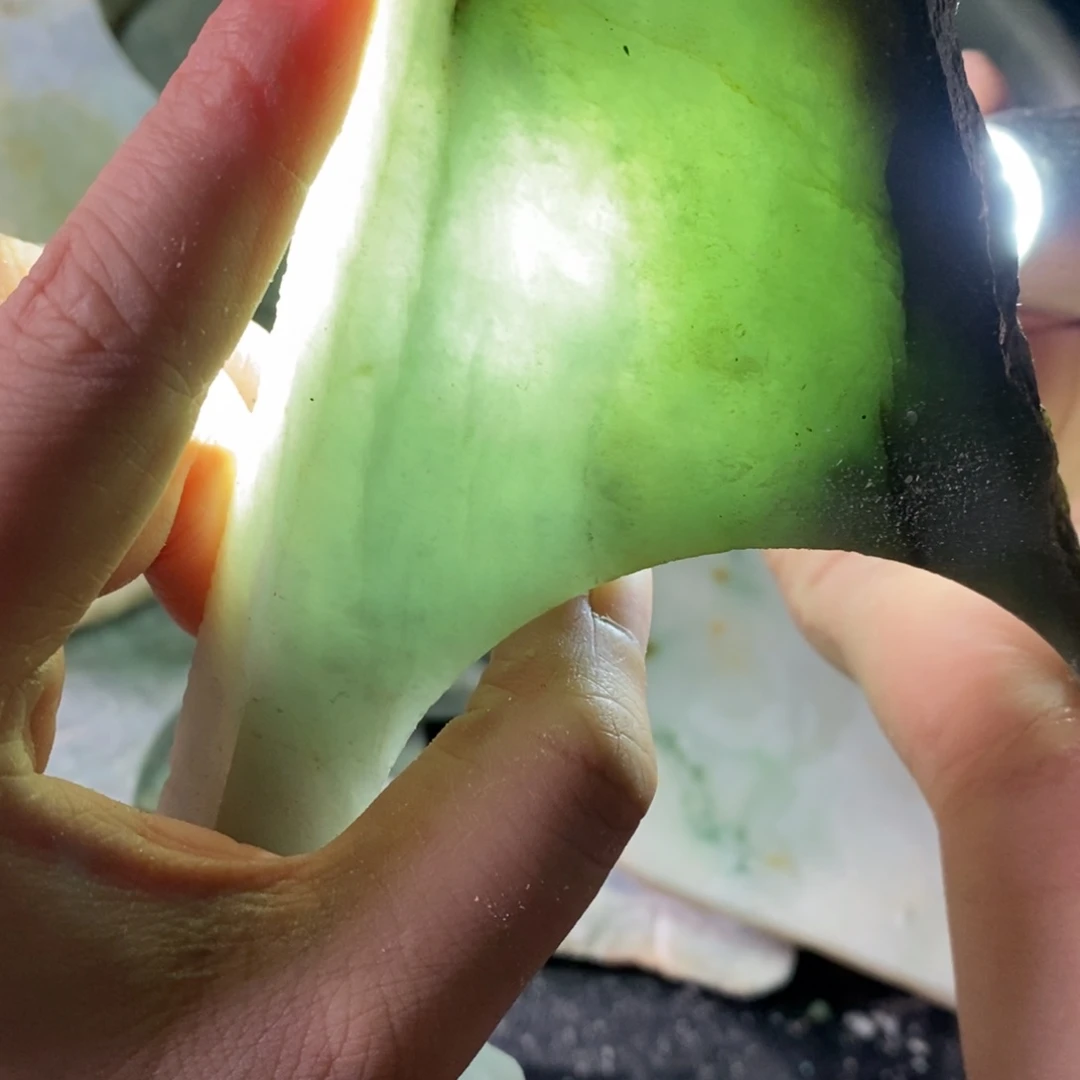 颈饰未镶嵌翡翠天然翡翠