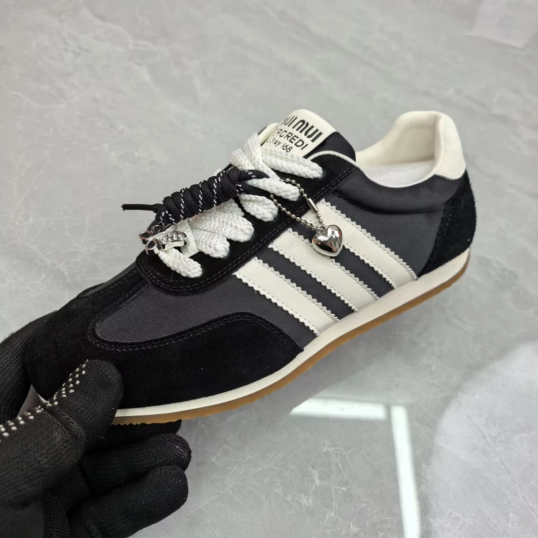 休闲鞋女51-1309（织物）（孤品）d区39码