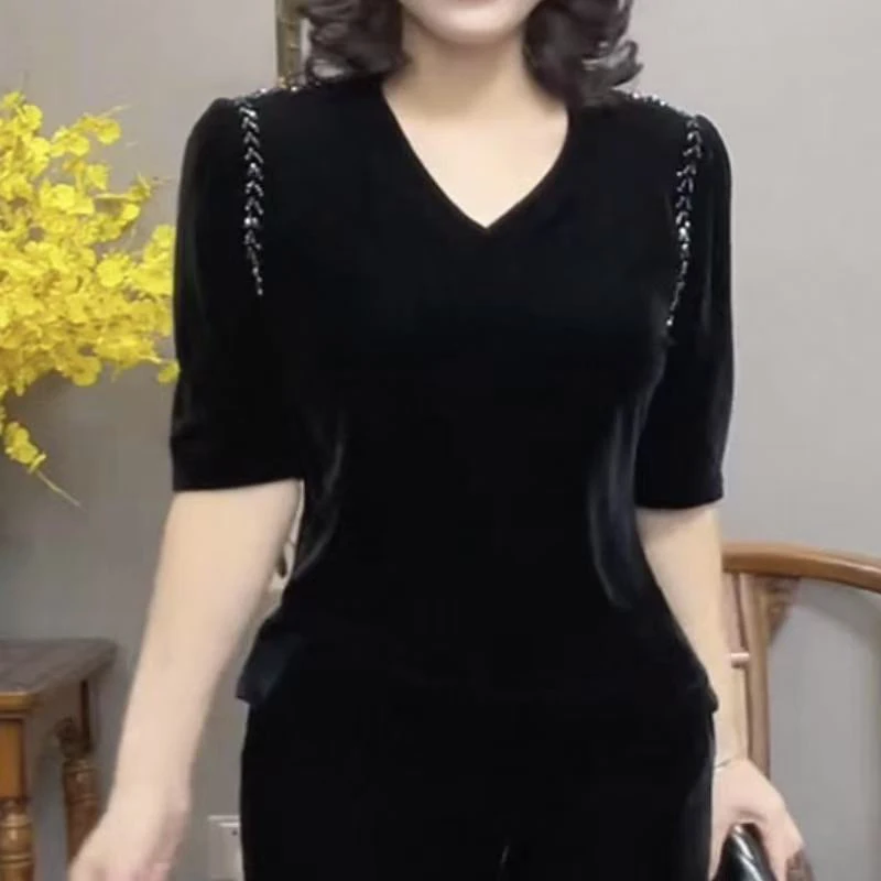 【新款】百搭v领2025重工收腰显瘦高级感半袖上衣/33167