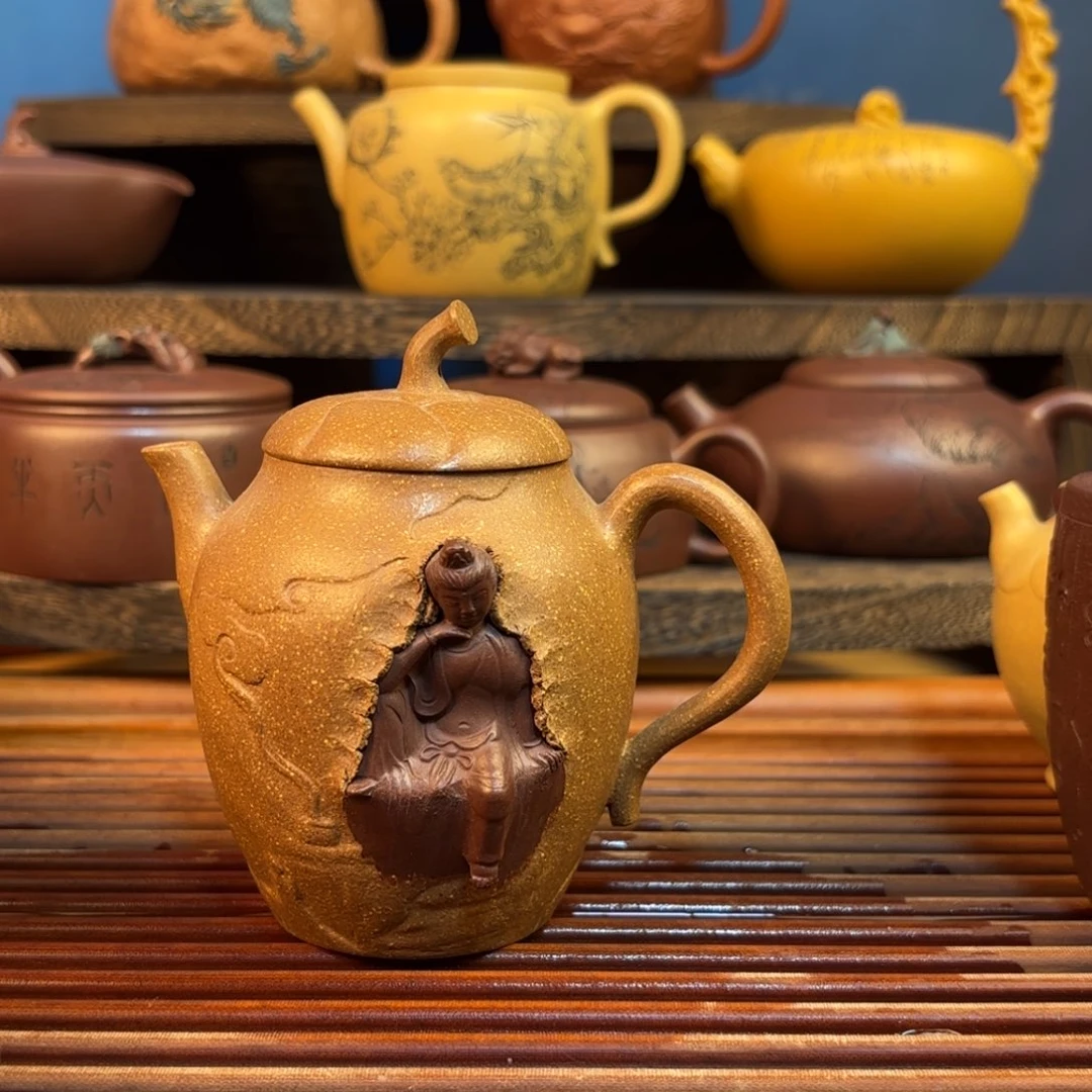 左*原矿老段泥水月观音160cc