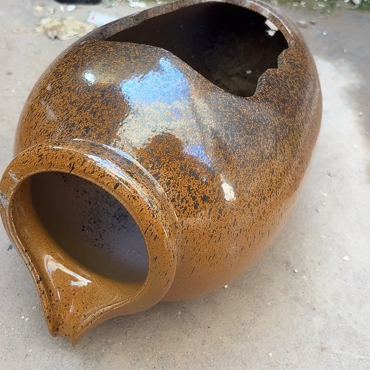 粗陶口径18/40/22/22进水口2.5厘米瑕疵