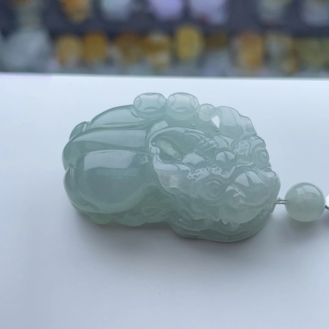 翡翠颈饰未镶嵌貔貅