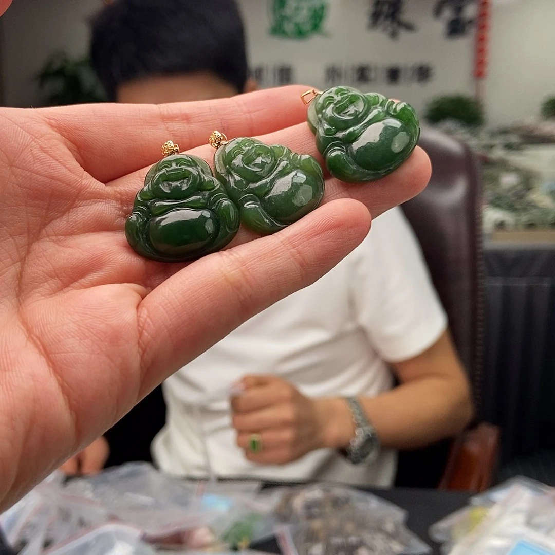 和田玉18K金镶嵌颈饰颜色多样性发拍一发一