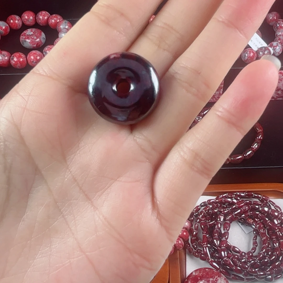 多***宝天然辰砂原矿吊坠17克