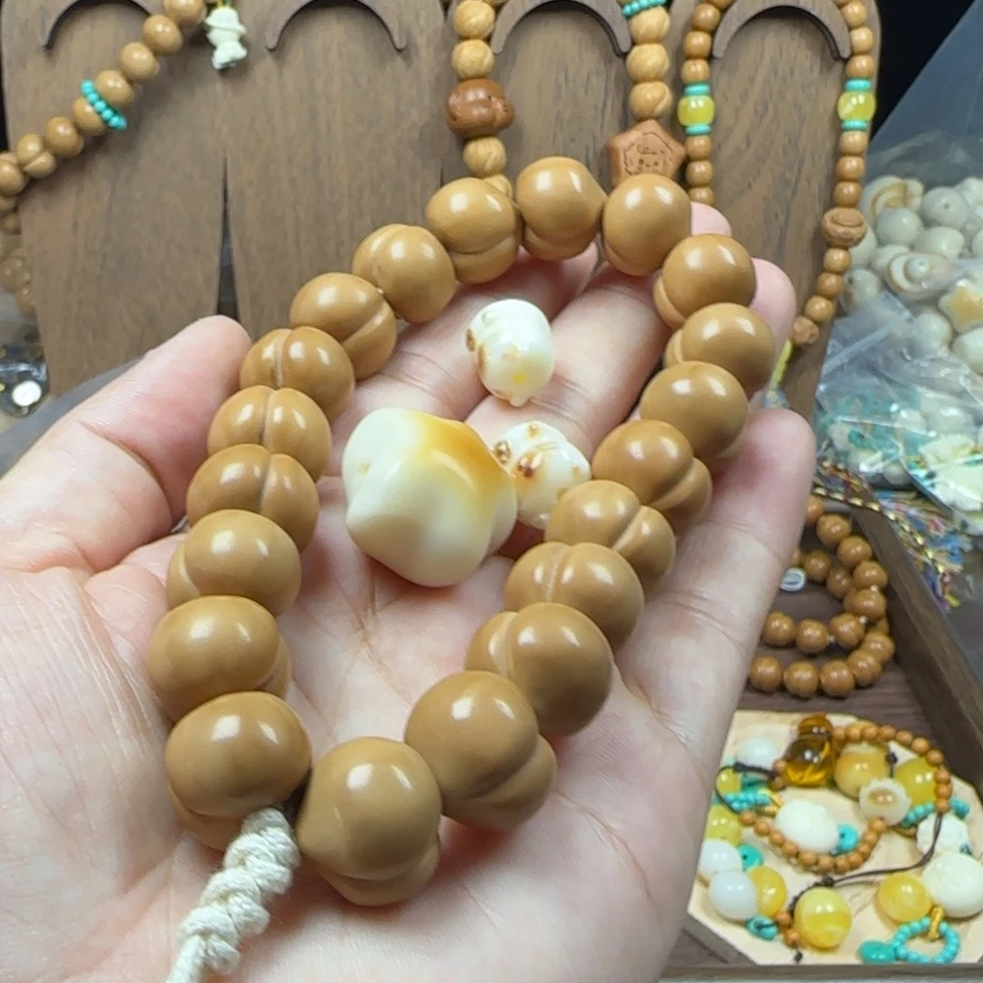 Z***T猴头核桃吊坠原皮原色