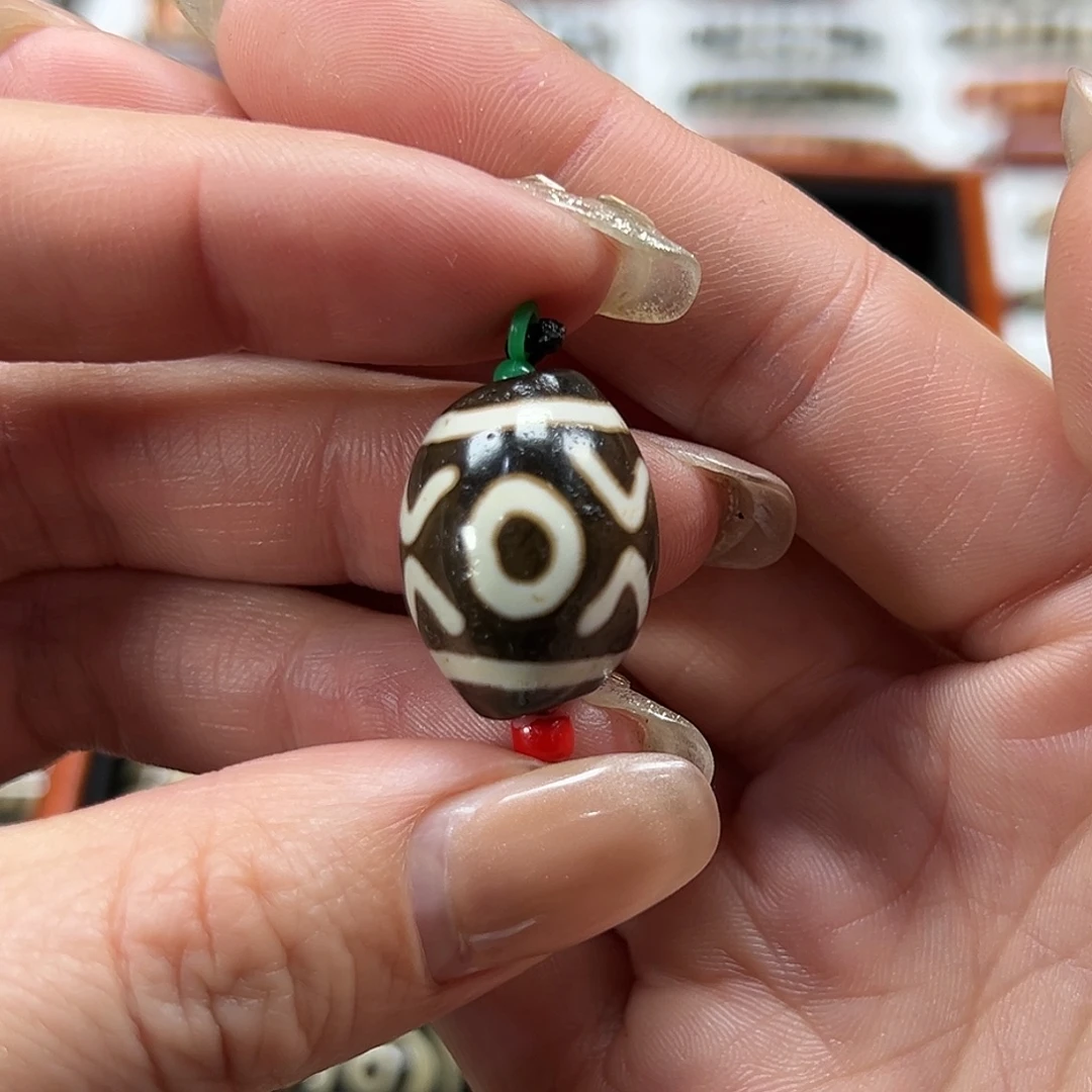 玛瑙/玉髓未镶嵌珠宝半成品老冯达洛金刚三