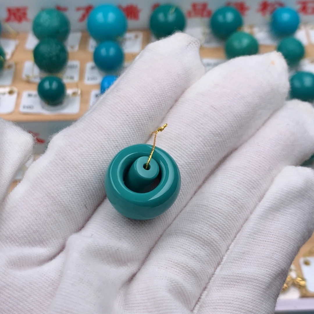 绿松石18K金镶嵌配饰