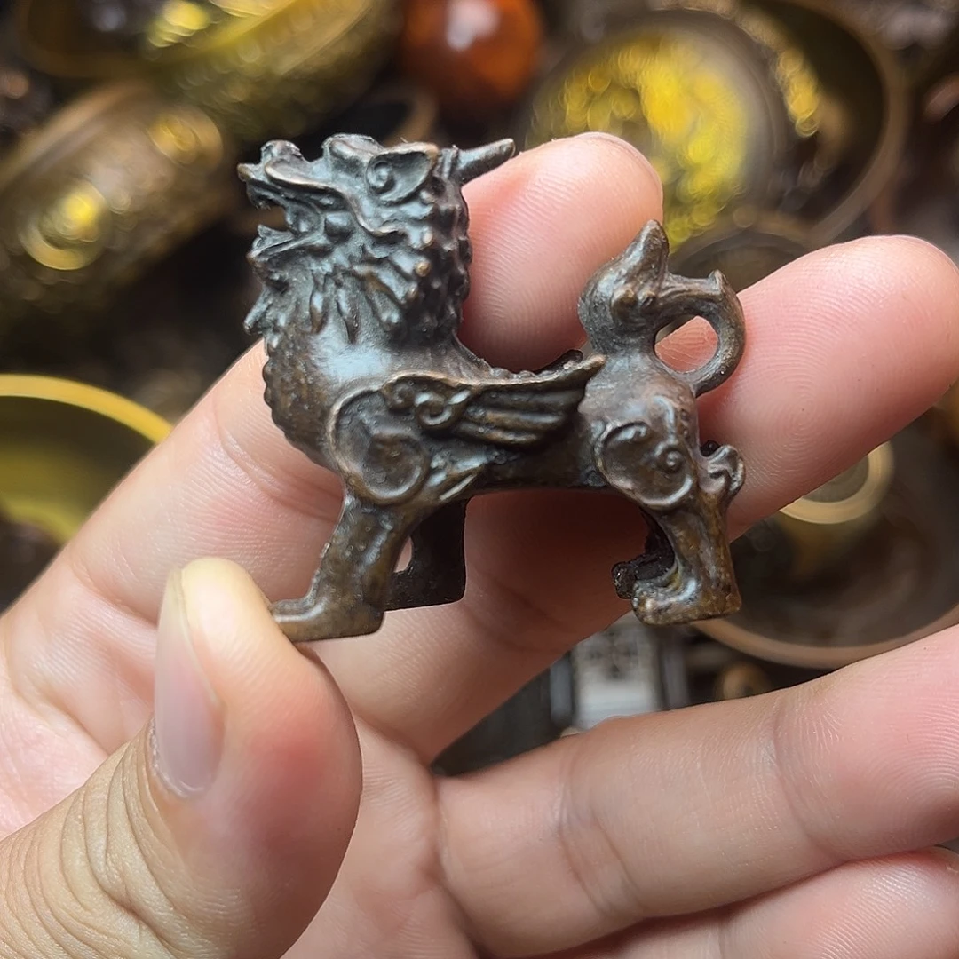 精美铜器工艺品等