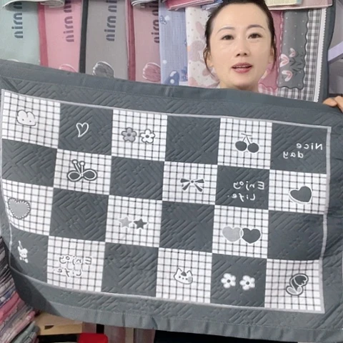 棉特价黑色棋盘格