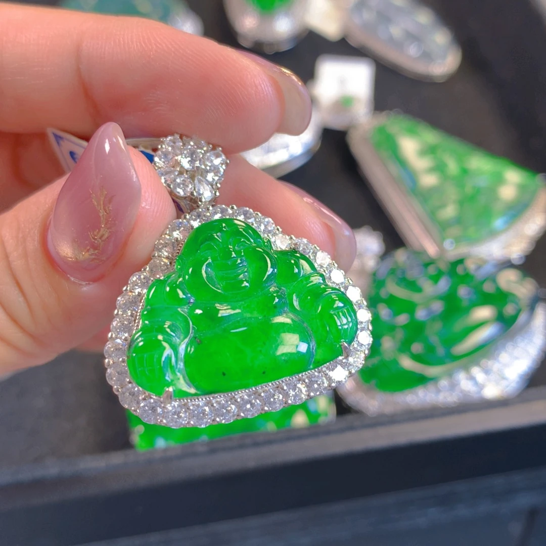 翡翠颈饰银S925镶嵌翡翠