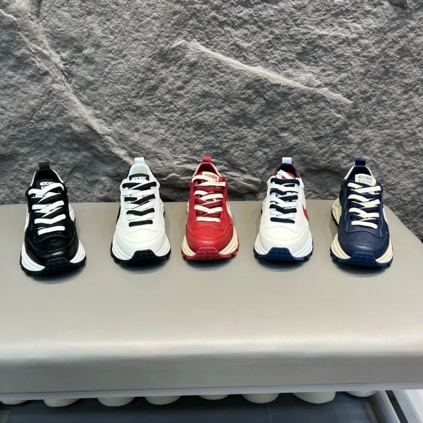 1139秋季新款皮面拼接低帮透气百搭舒适时尚男款休闲潮鞋运动鞋