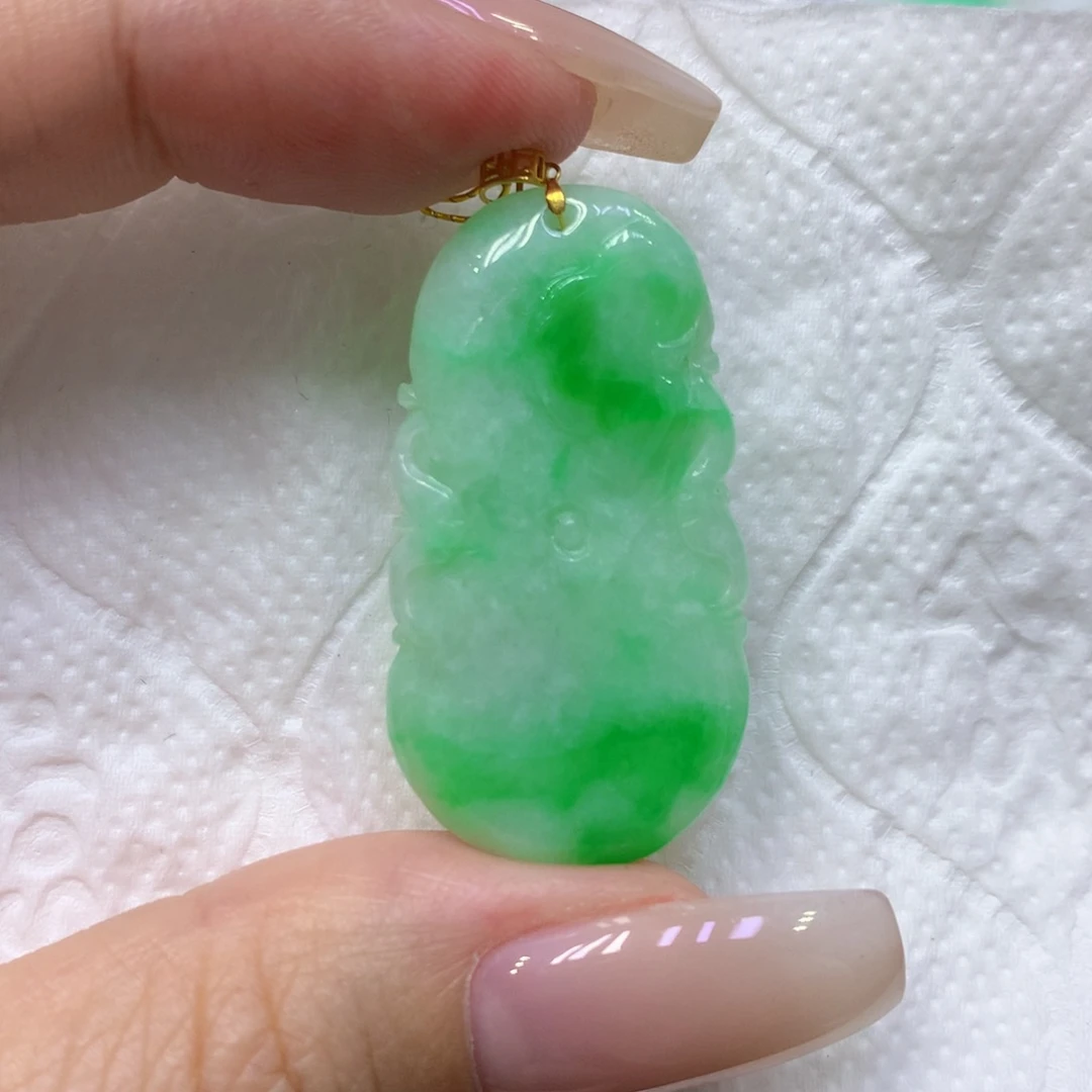 颈饰18K金镶嵌翡翠