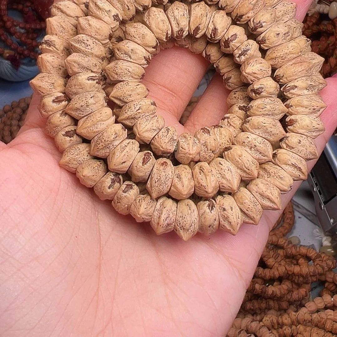 柏香籽/百香籽吊坠勿*我