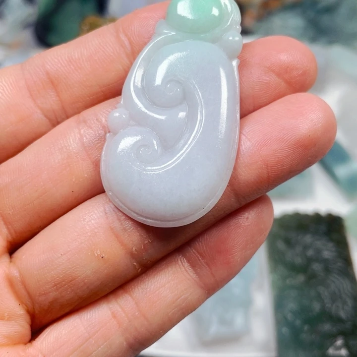 翡翠未镶嵌吊坠(不含链)