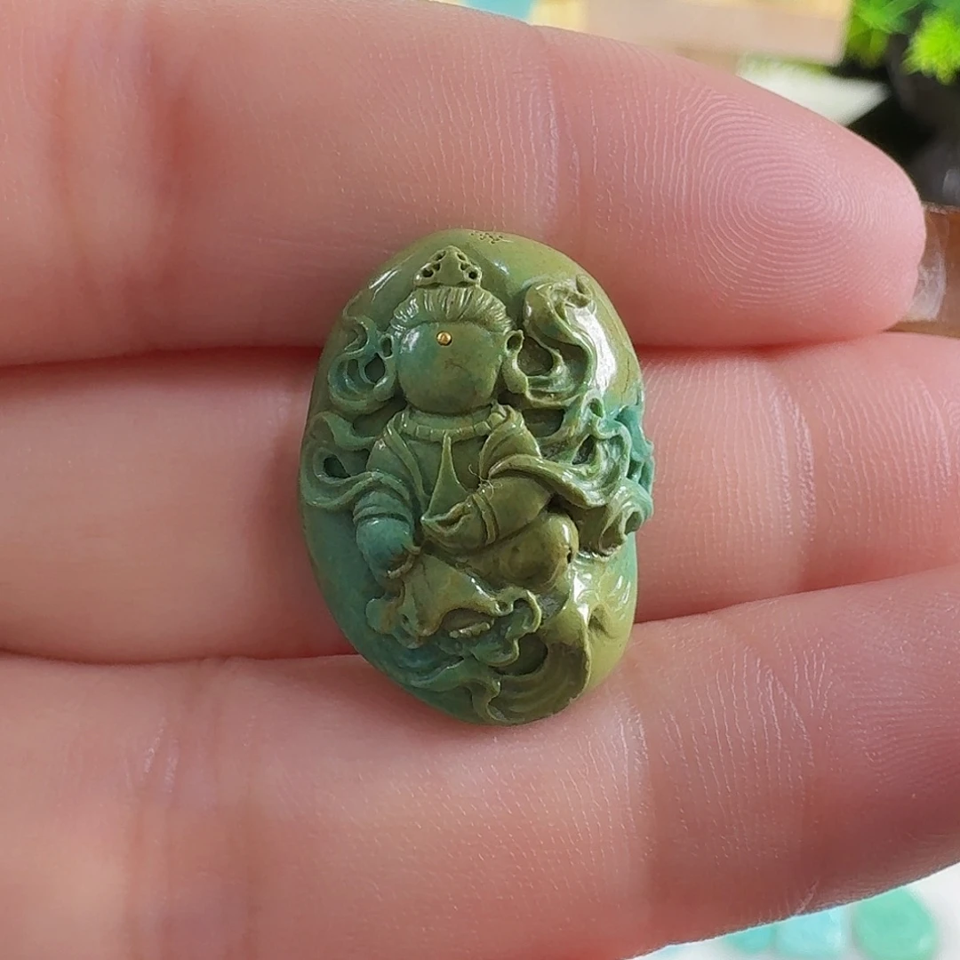 绿松石未镶嵌颈饰
