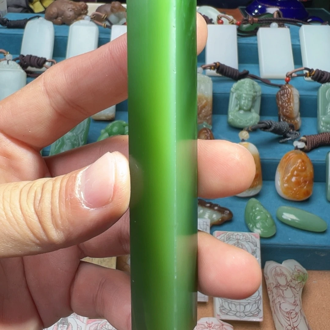 蓝***天和田玉未镶嵌车挂