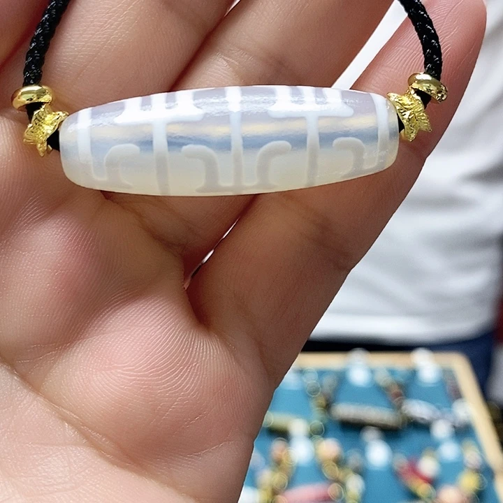 玛瑙/玉髓颈饰合金