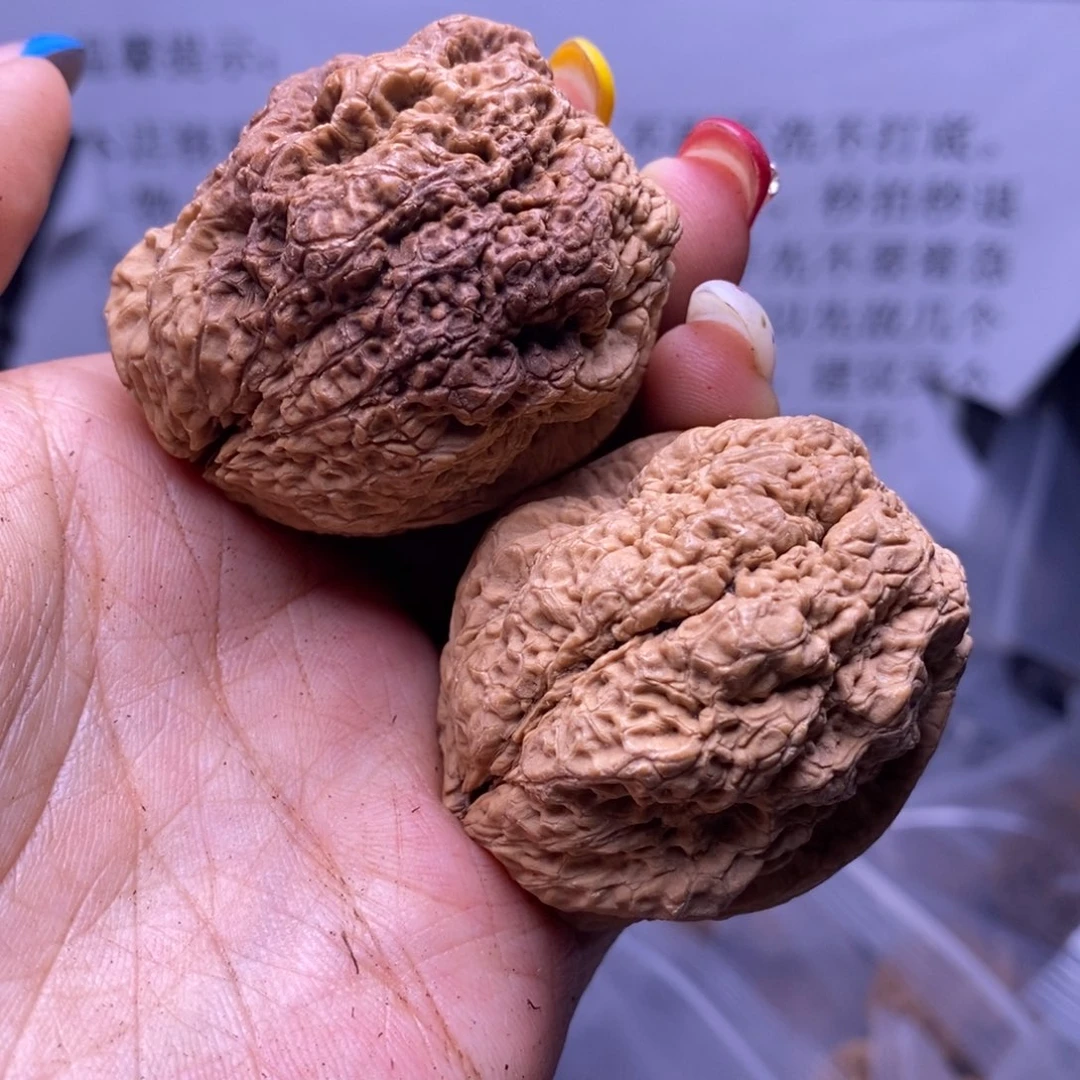 文玩核桃把件云南野生铁核桃147号43mm