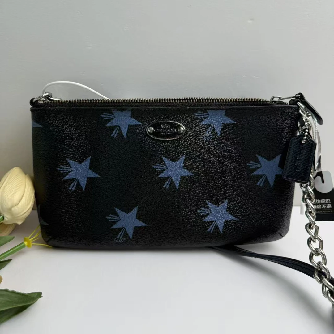 95新 COACH/蔻驰 蔻驰黑色图卉款百搭单肩包