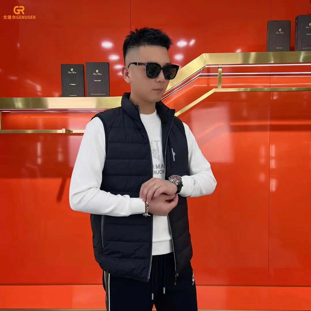 戈诺尔男装24年冬季新款加绒加厚马甲外套极简风马甲轻薄保暖显瘦