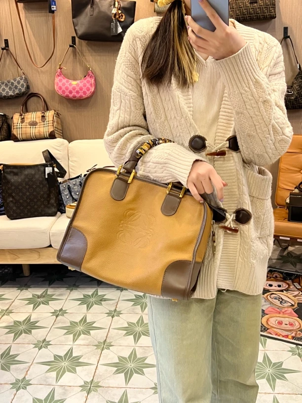 95新 LOEWE/罗意威 A1486简约时尚单肩包大容量设计百搭斜挎包