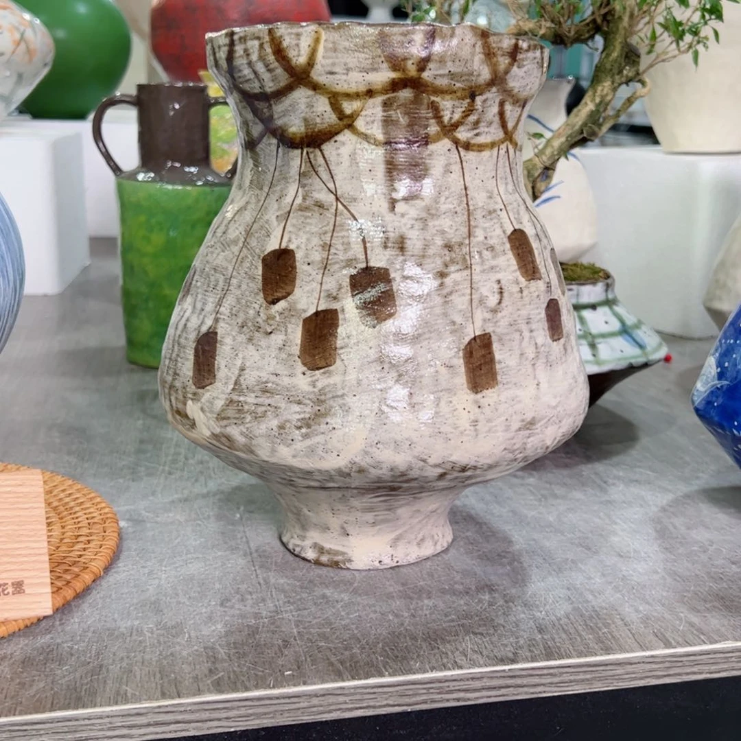 红陶口14高25无孔