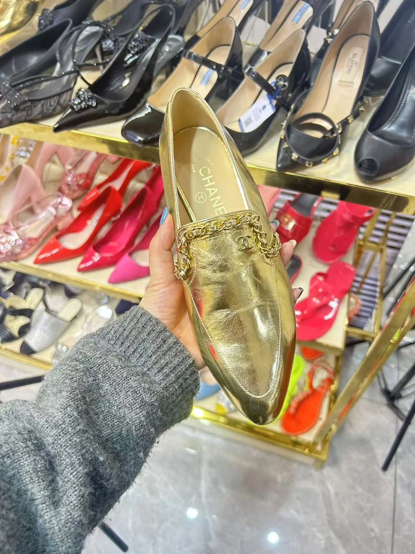 99新 Chanel/香奈儿 CHANEL/香奈儿金色乐福鞋37.5码